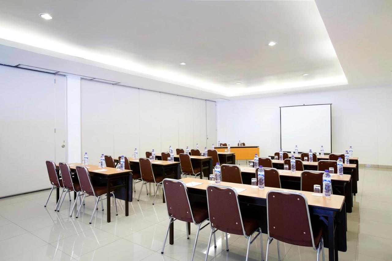 Amaris Hotel La Codefin Kemang Джакарта Екстер'єр фото