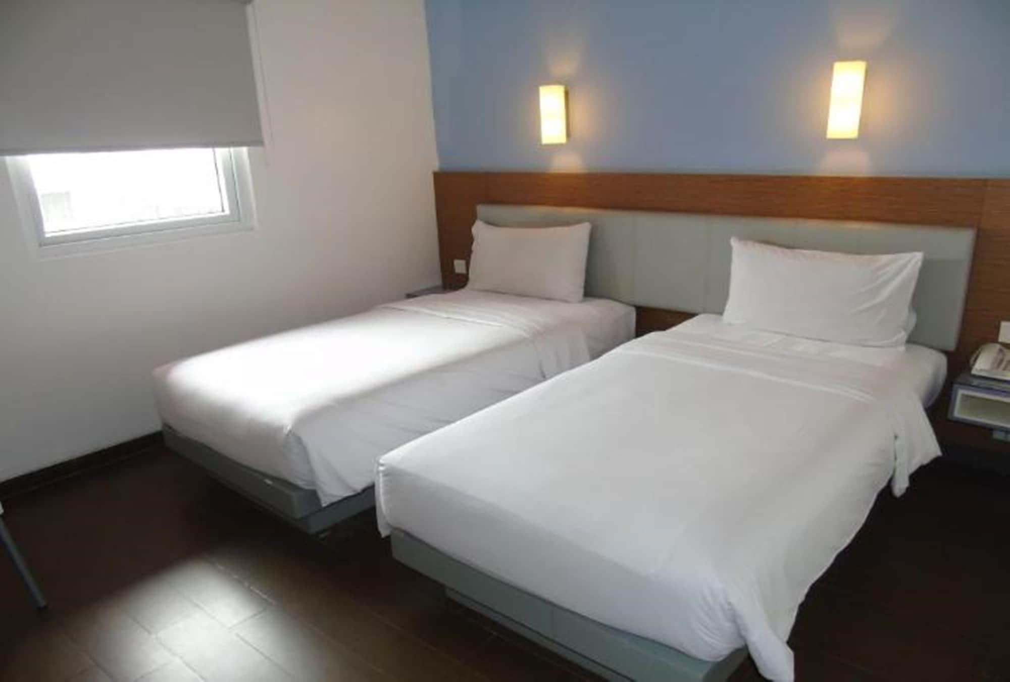 Amaris Hotel La Codefin Kemang Джакарта Екстер'єр фото