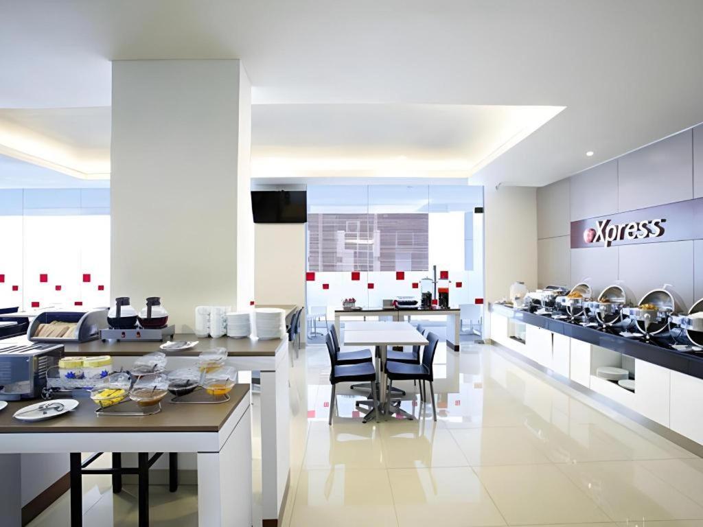 Amaris Hotel La Codefin Kemang Джакарта Екстер'єр фото