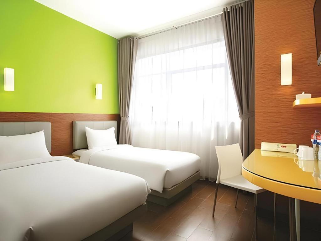 Amaris Hotel La Codefin Kemang Джакарта Екстер'єр фото