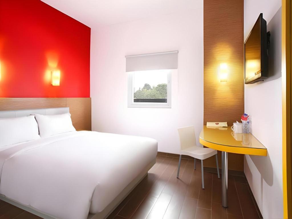 Amaris Hotel La Codefin Kemang Джакарта Екстер'єр фото