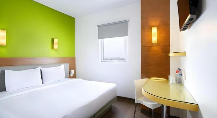 Amaris Hotel La Codefin Kemang Джакарта Екстер'єр фото